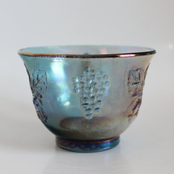 Iridescent Blue Leaf Teacup - Picture 4 of 9